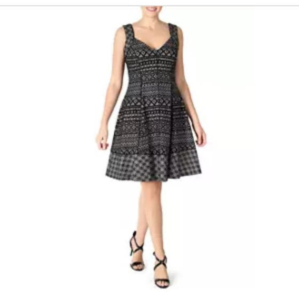 NWT Donna Ricco  Sweetheart Neck Fit & Flare Dress, Sleeveless, Black & Tan, 12